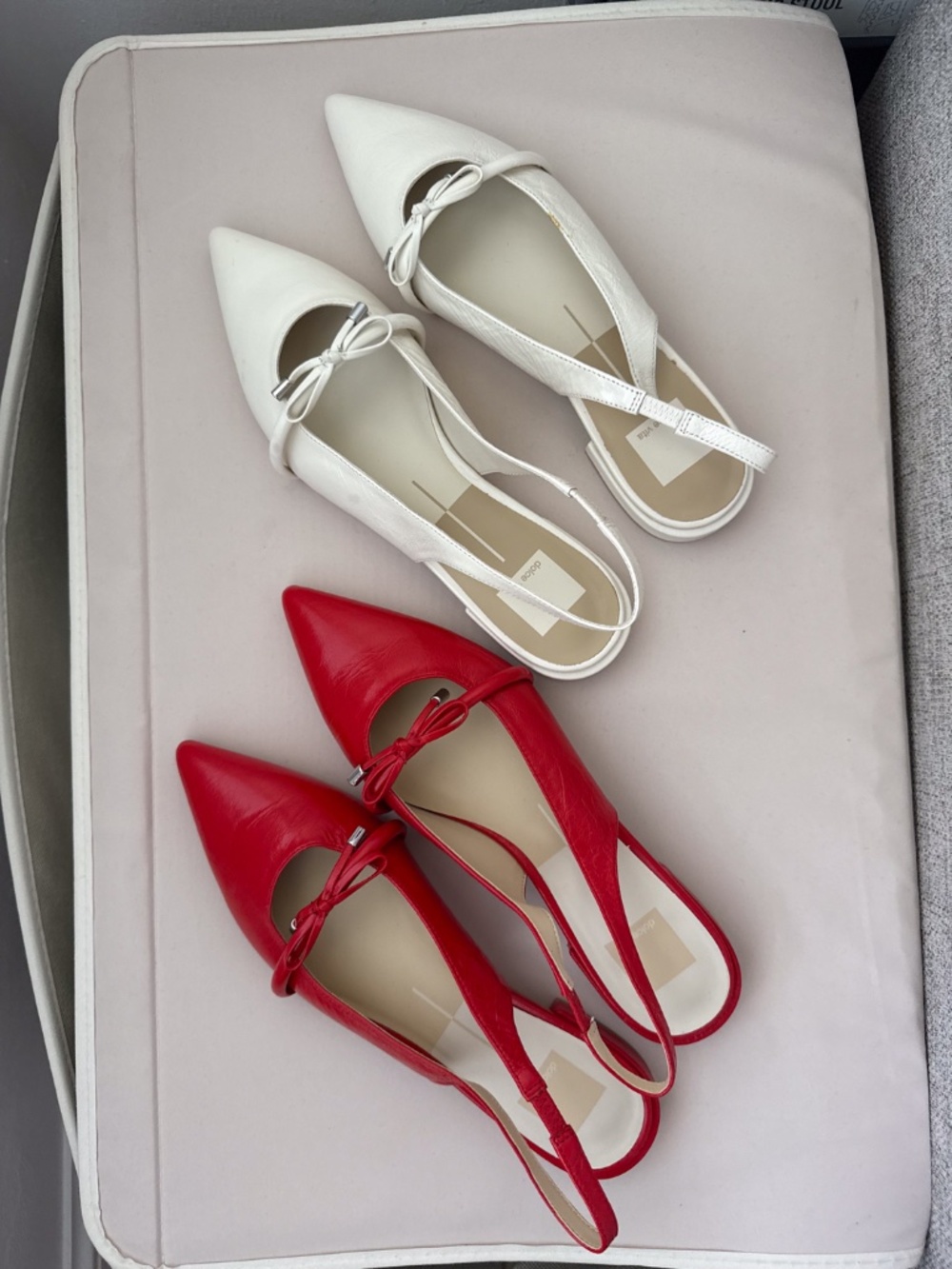 Dolce Vita Payge Flats in Chili Crinkle Patent Size 8.5